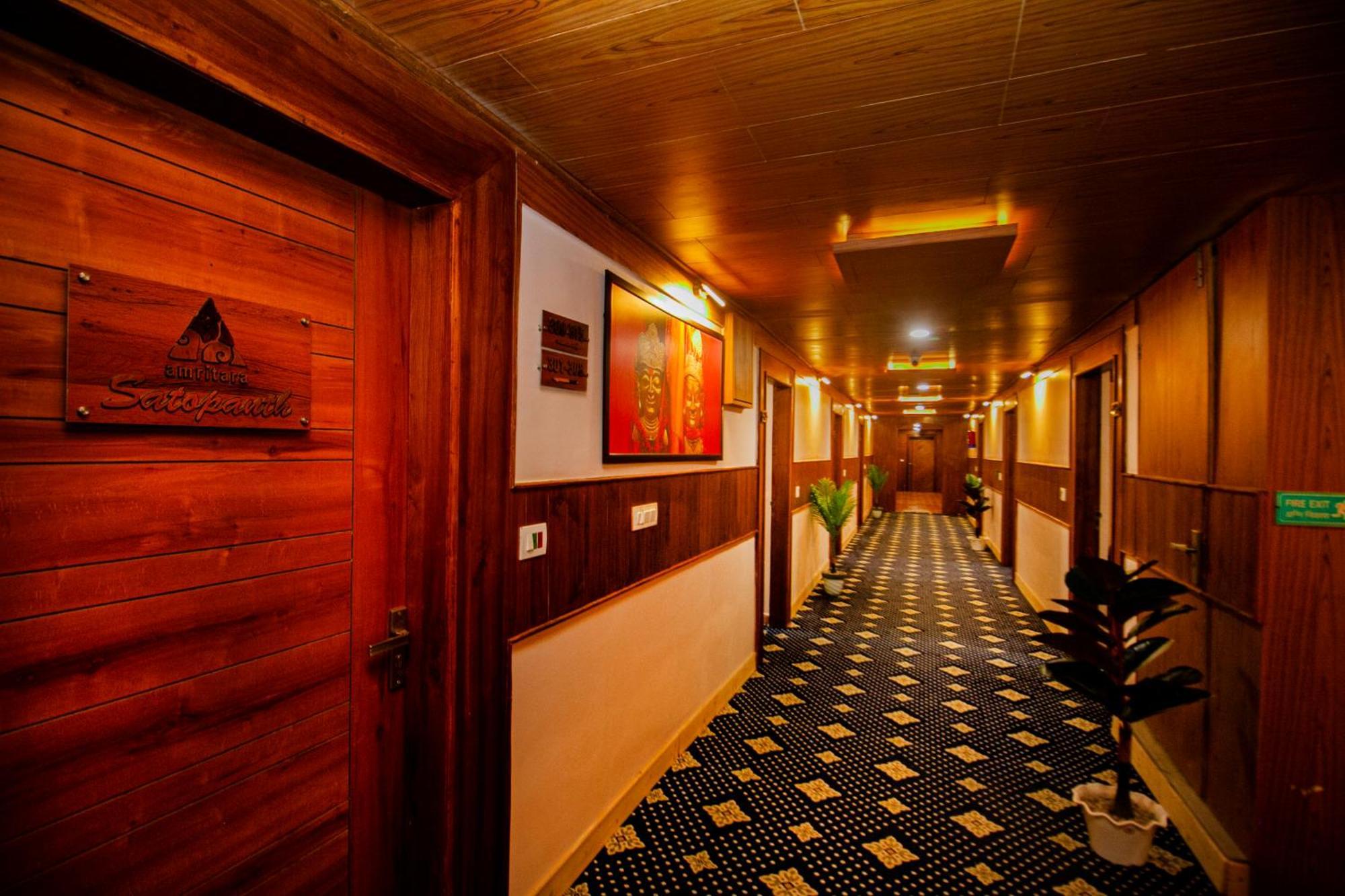 Hotel Amritara The Avadh Badrinath Zewnętrze zdjęcie