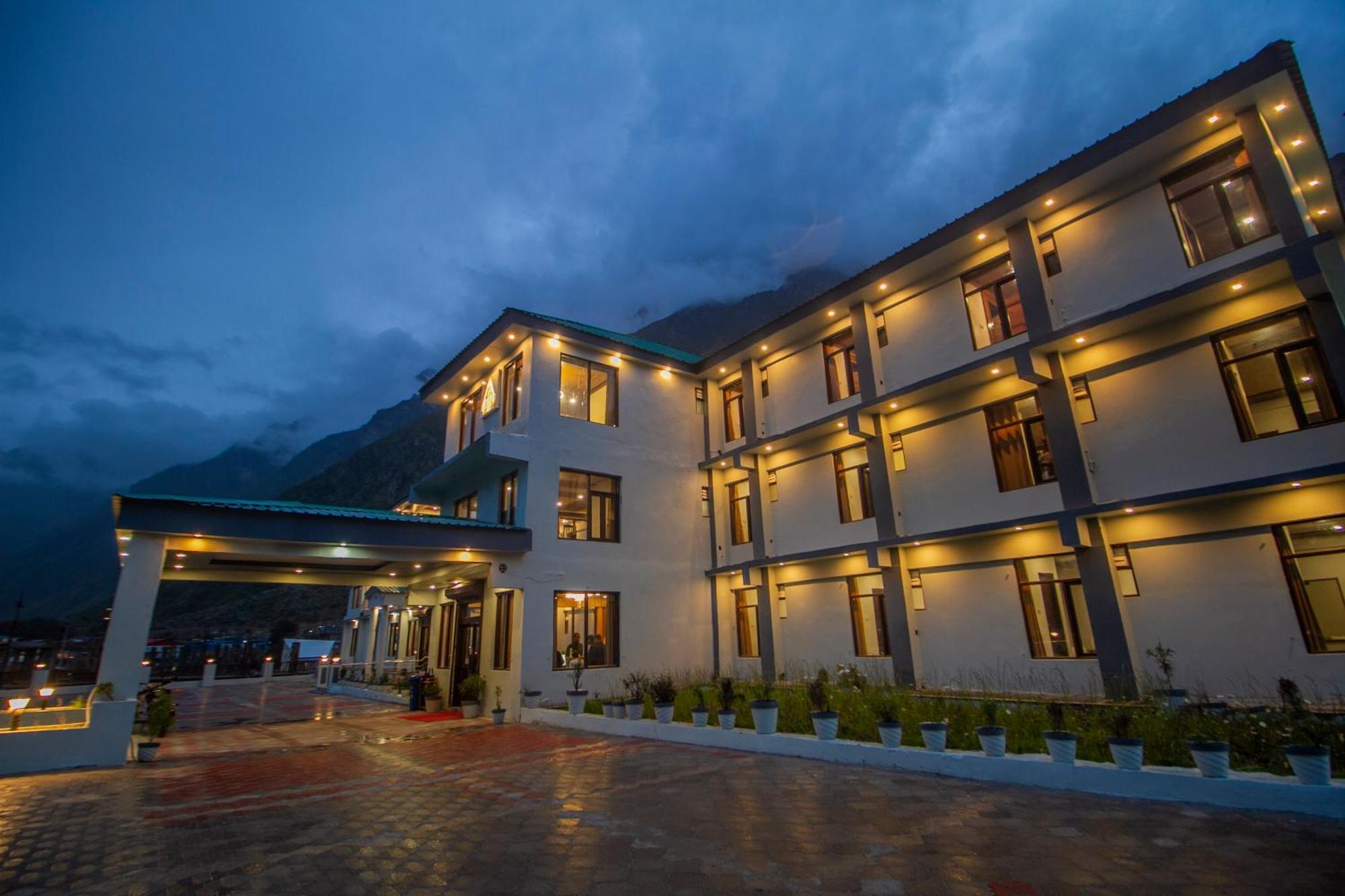 Hotel Amritara The Avadh Badrinath Zewnętrze zdjęcie